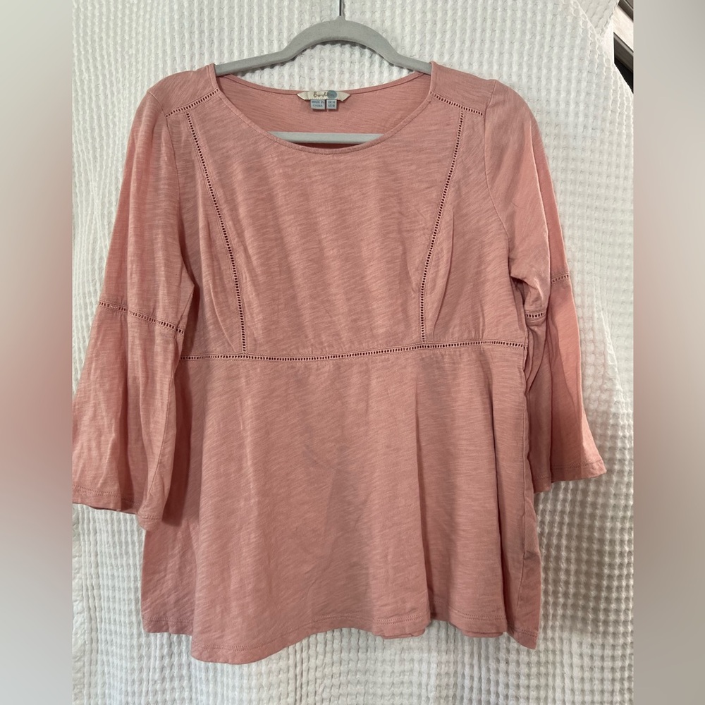 BODEN COTTON TOP WITH LADDER OPEN CROCHET TRIM SZ 10 CORAL/PEACH SL BELL SLEEVE